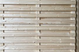 Horizontal fence panel