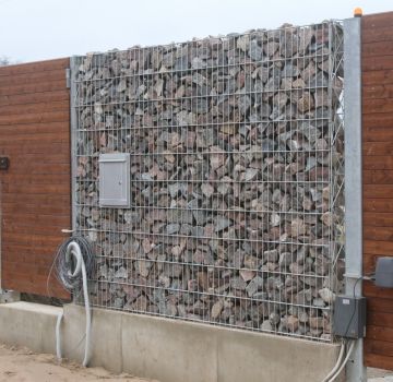 large_1845679822ab3b7