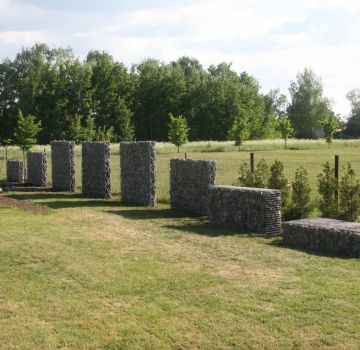 large_15383576882ea22